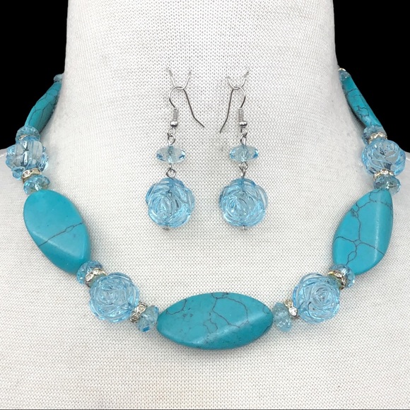 Fashion Jewelry Jewelry - 🔴 CLEARANCE Blue Faux Turquoise Beaded Necklace Earrings Set